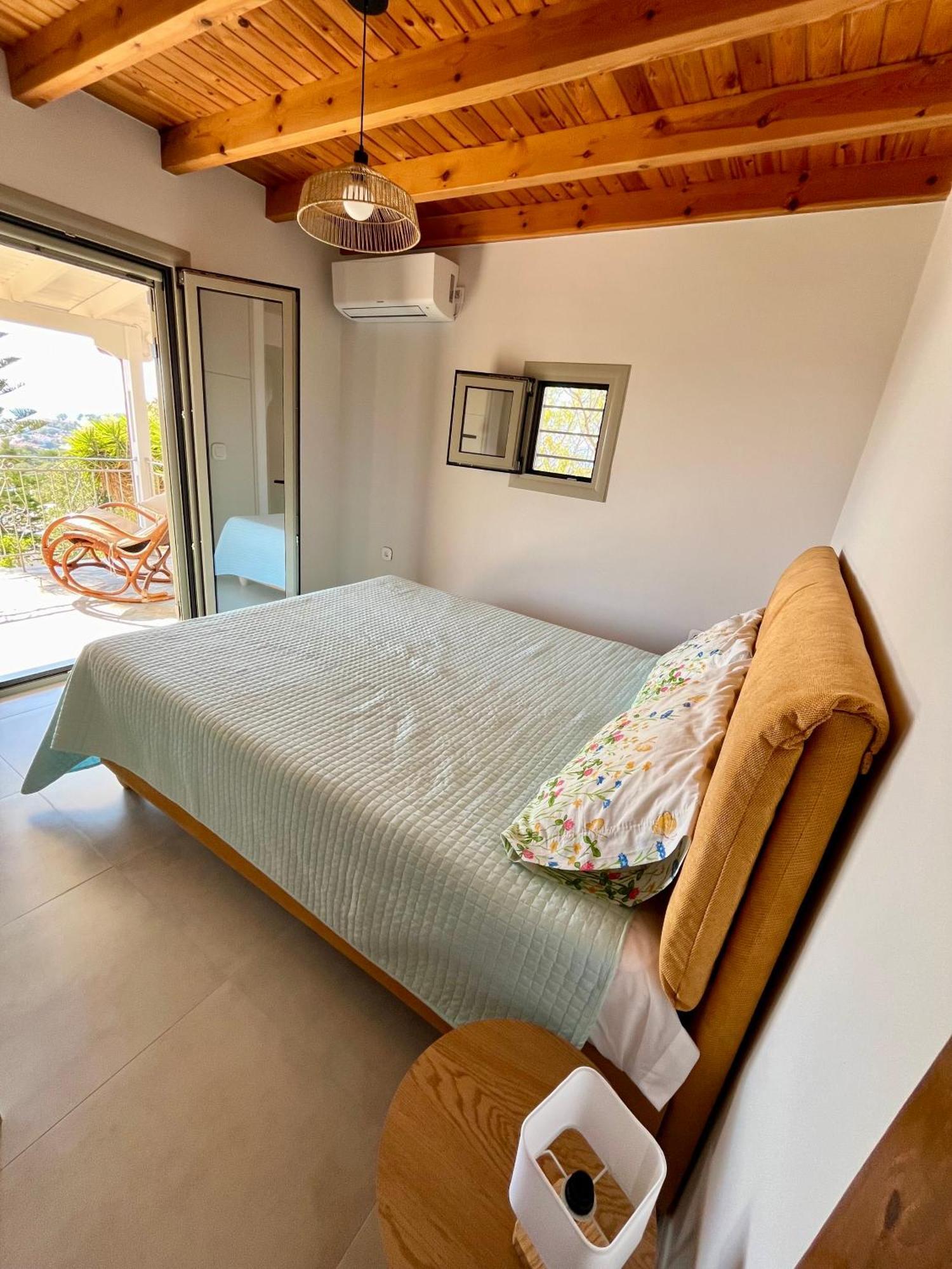 Gianna'S Guesthouse ไปโลส ภายนอก รูปภาพ