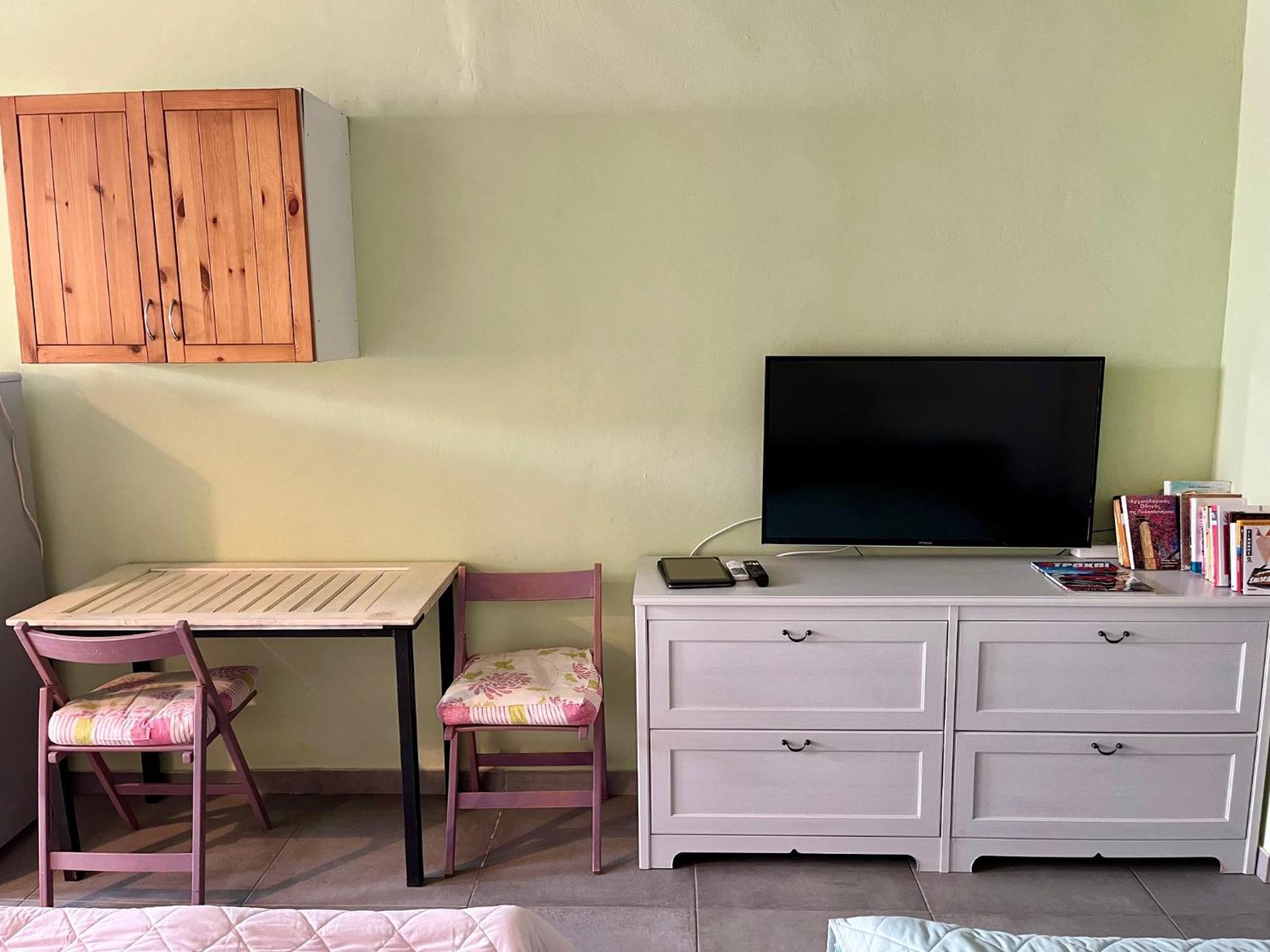 Gianna'S Guesthouse ไปโลส ภายนอก รูปภาพ